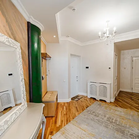 Modern 2br Stunning Park View Apartment