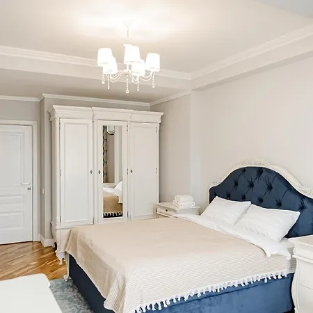 Modern 2br Stunning Park View * Chisinau