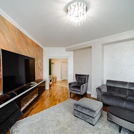 Modern 2br Stunning Park View Apartment