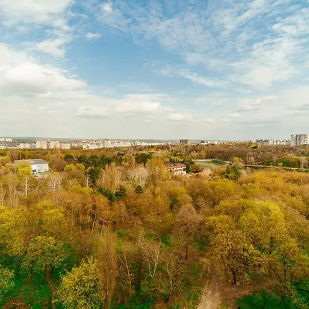 Modern 2br Stunning Park View Apartment *